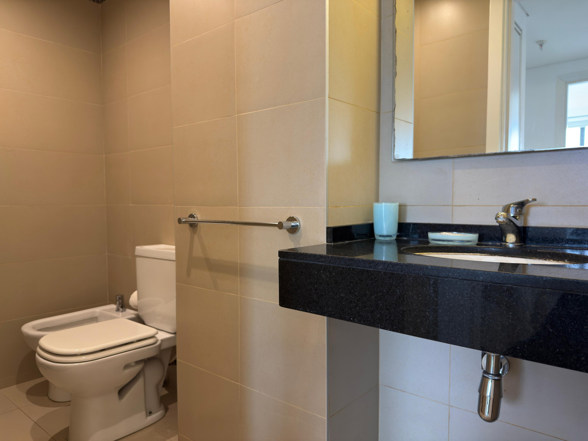 Apartamento ID.2248 - Departamento en venta, a pasos de la playa brava, Punta del este.