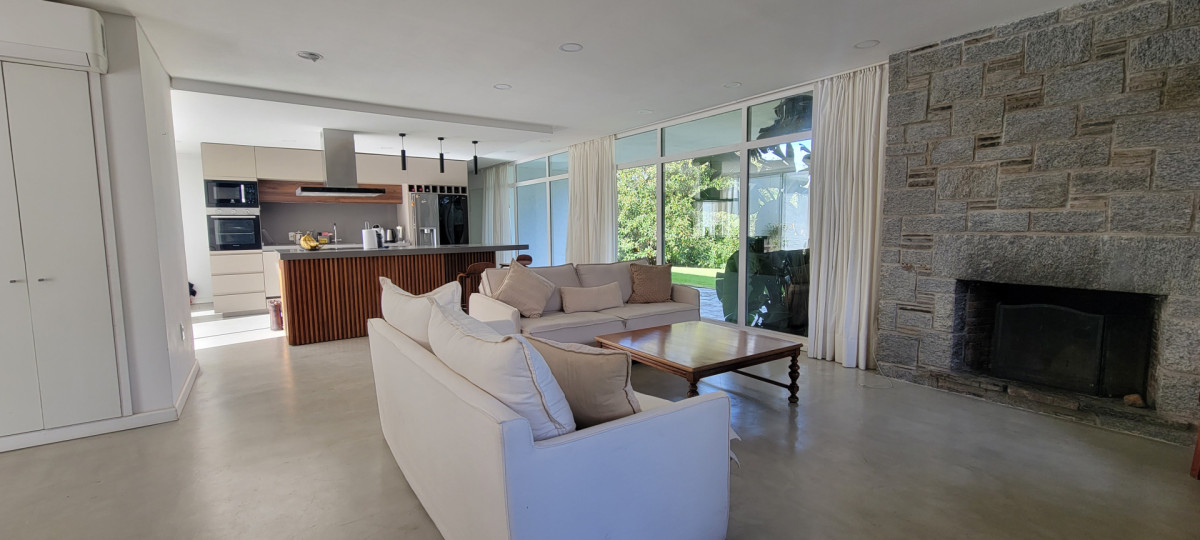 Casa ID.2344 - Casa 4 dormitorios en venta, Pinares!