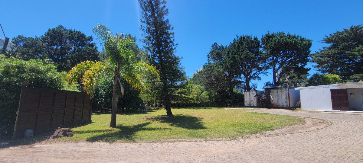 Terreno ID.12 - Gran terreno para inversion, en el corazón de Aidy grill.