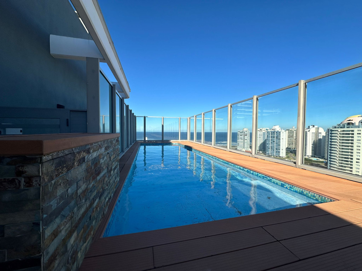 Apartamento ID.2248 - Departamento en venta, a pasos de la playa brava, Punta del este.