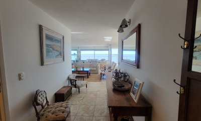 Hermoso apartamento en Venta! Primera línea al mar en Mansa y pda 7