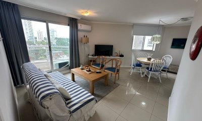 Departamento en VENTA, dos dormitorios, Punta del este