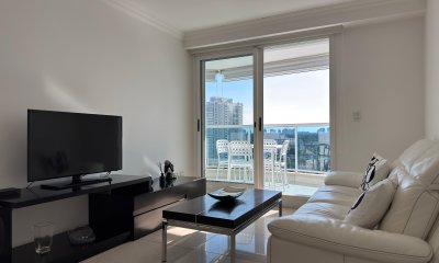 Departamento en VENTA, dos dormitorios, Punta del este.