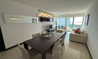 Apartamento en VENTA, excelente ubicacion, vista al mar