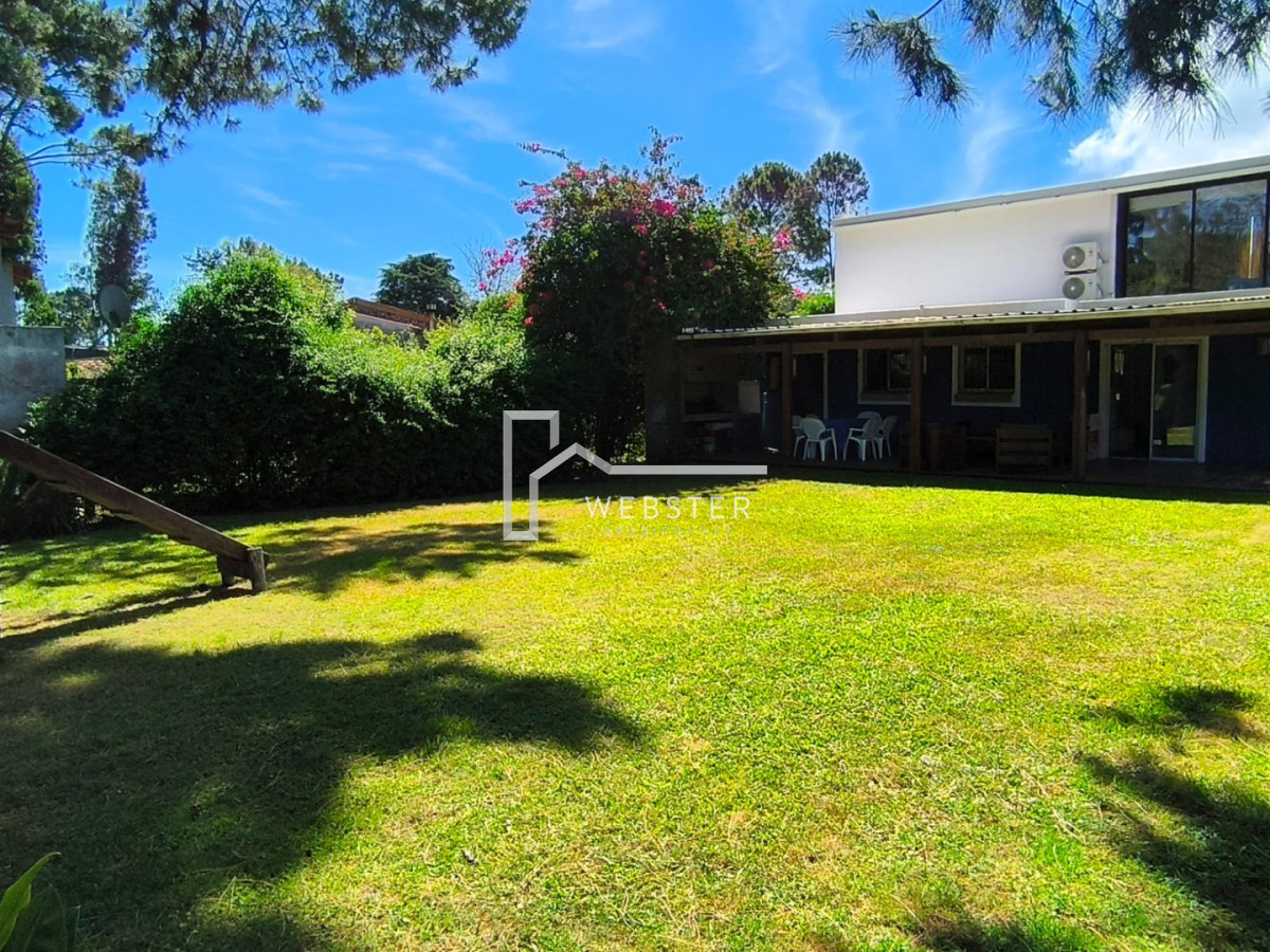 Casa ID.2564 - Venta de hermosa casa en Pinares 