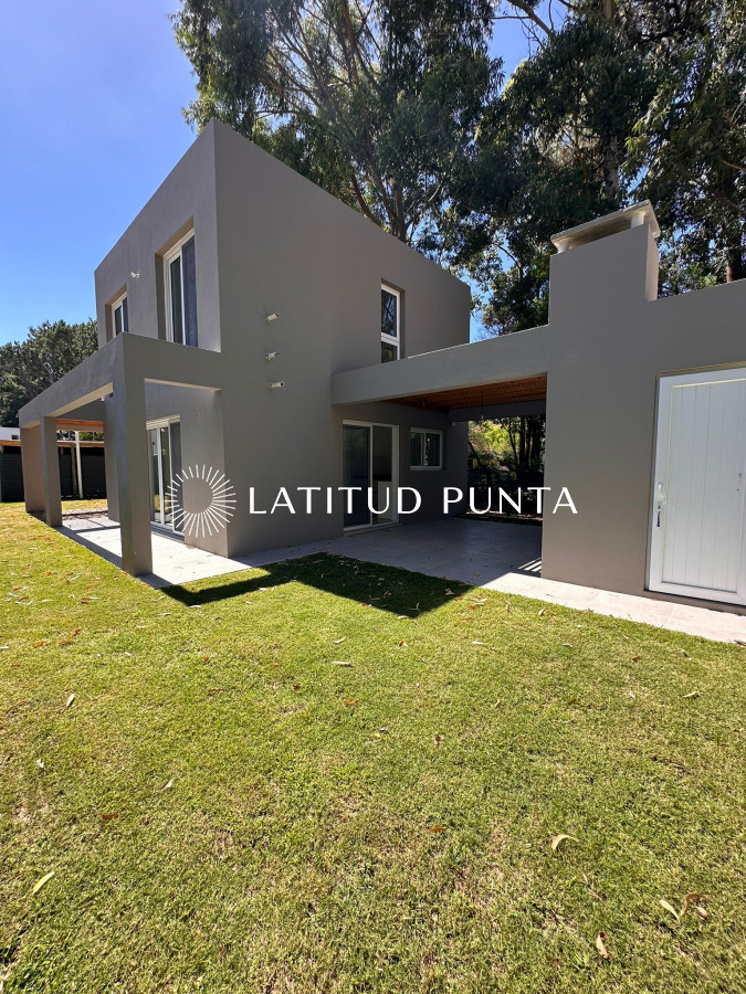 Burnett - GoPunta - Portal Inmobiliario de Punta del Este - Maldonado