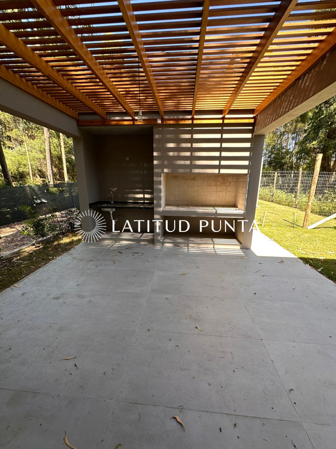 Burnett - GoPunta - Portal Inmobiliario de Punta del Este - Maldonado