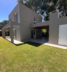 Hermosa casa a estrenar de 2 dormitorios