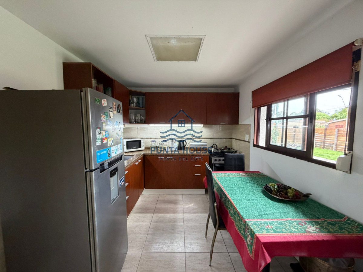 Casa ID.70 - Hermosa casa en venta en Pinares terreno esquinero