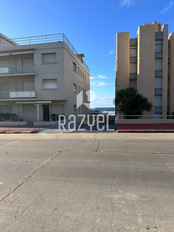 Apartamento 1 dormitorio y medio en Peninsula