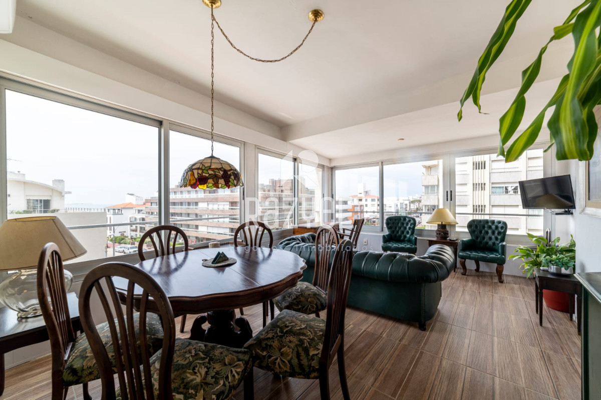 Apartamento ID.560 - Divino apto en venta en edif Santos Dumont.