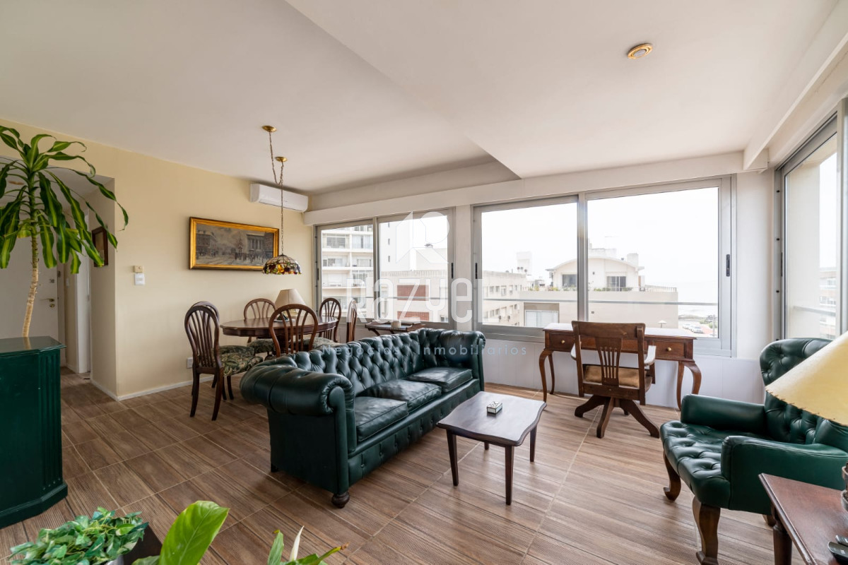 Apartamento ID.560 - Divino apto en venta en edif Santos Dumont.