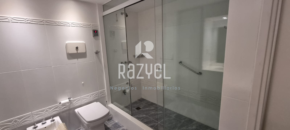 Apartamento ID.687 - Penthouse con vista al mar de 5 dorm