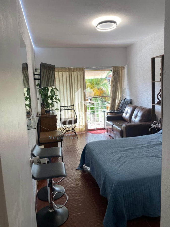 Apartamento Parada 10 a 50m del agua! - GoPunta - Portal Inmobiliario de Punta del Este - Maldonado
