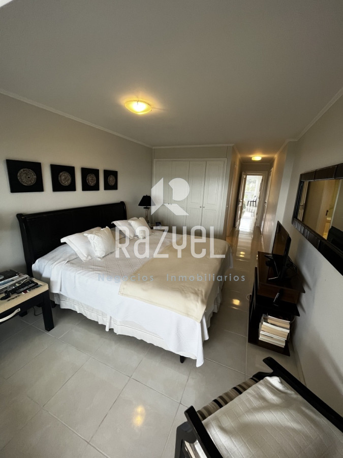 Apartamento ID.676 - Apto en Le Jarden de 3 dorm
