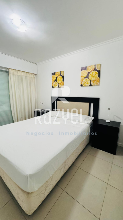 Apartamento ID.745 - Venta de apartamento de 2 dorm con parrillero propio en Torre Manhattan