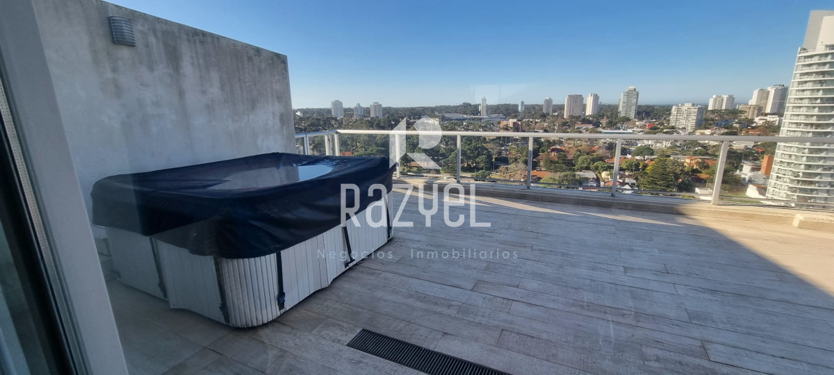 Apartamento ID.687 - Penthouse con vista al mar de 5 dorm