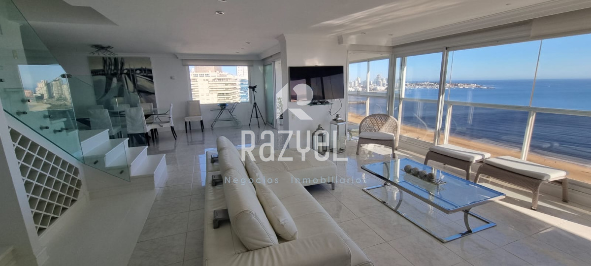Apartamento ID.687 - Penthouse con vista al mar de 5 dorm