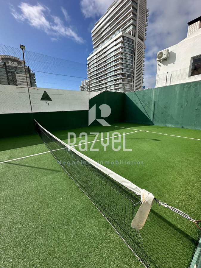 Apartamento ID.1011 - Con terraza amplia y todos los amenities : tu oportunidad en Punta del Este.