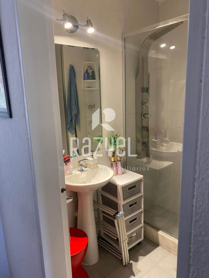Apartamento Parada 10 a 50m del agua! - GoPunta - Portal Inmobiliario de Punta del Este - Maldonado