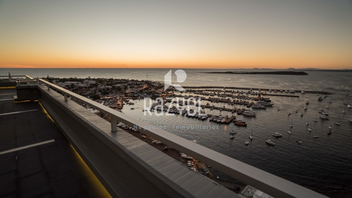 Apartamento ID.769 - Penthouse Monarca Apartamento en Venta y Alquiler temporal