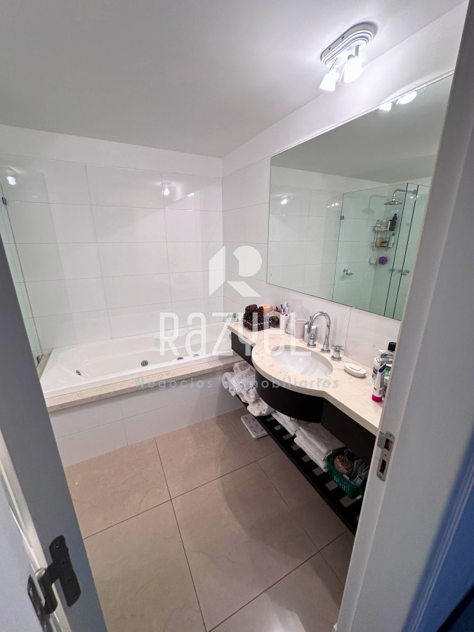 Apartamento ID.382 - Venta & Alquiler de Temporada ,primera linea playa Brava, pda 9.