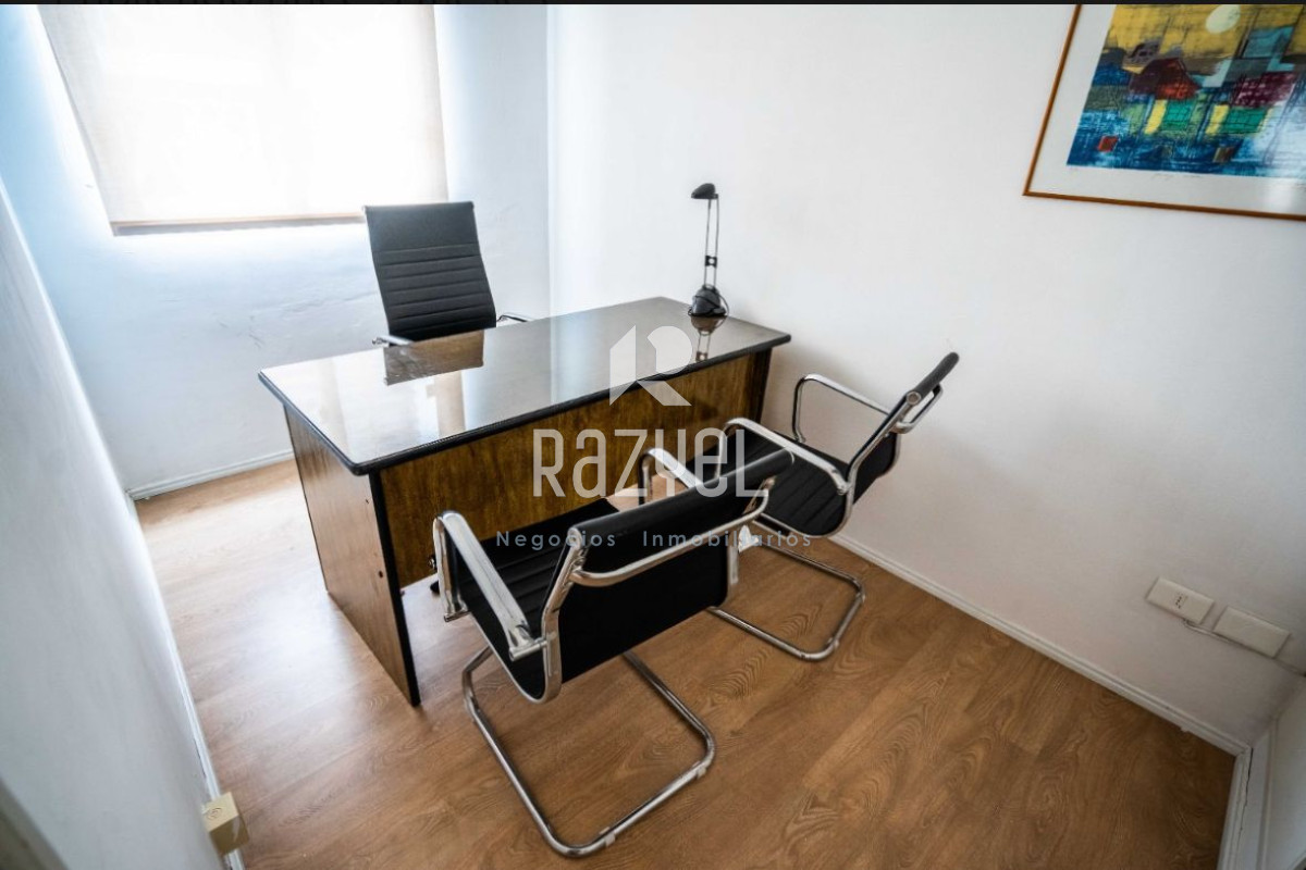 Apartamento ID.928 - Traspaso de oficina en alquiler anual sobre Gorlero 3 escritorios privados mas sala de conferencia