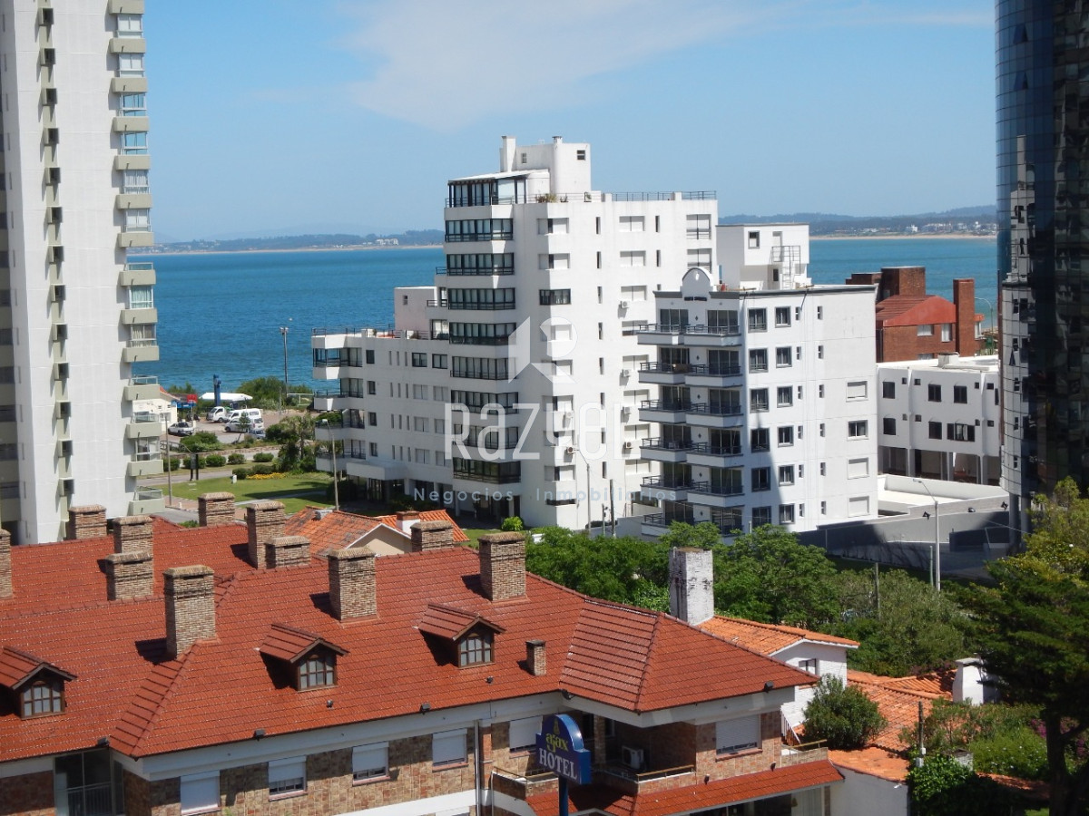 Apartamento ID.742 - Art Boulevard 3 dorm en alquiler anual y venta