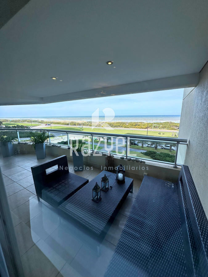 Apartamento ID.382 - Venta & Alquiler de Temporada ,primera linea playa Brava, pda 9.