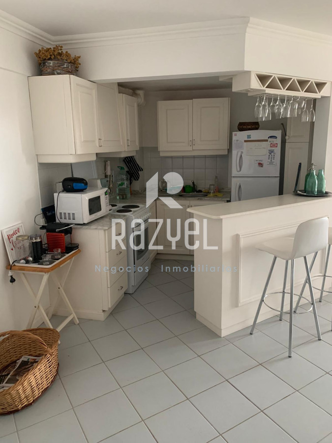 Apartamento ID.807 - Apartamento en edifico Tauro de 2 dorm 2 bañ