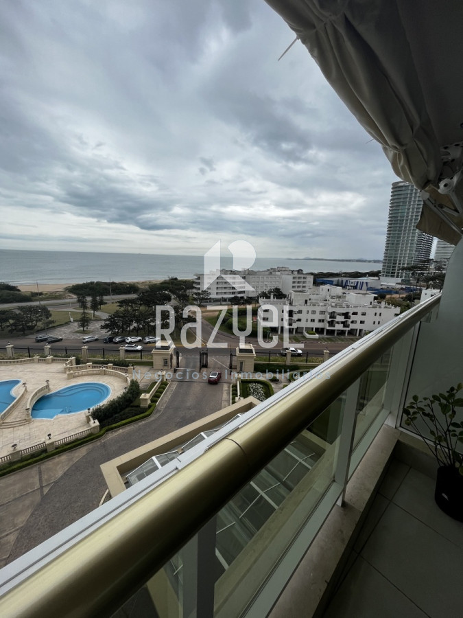 Apartamento ID.676 - Apto en Le Jarden de 3 dorm