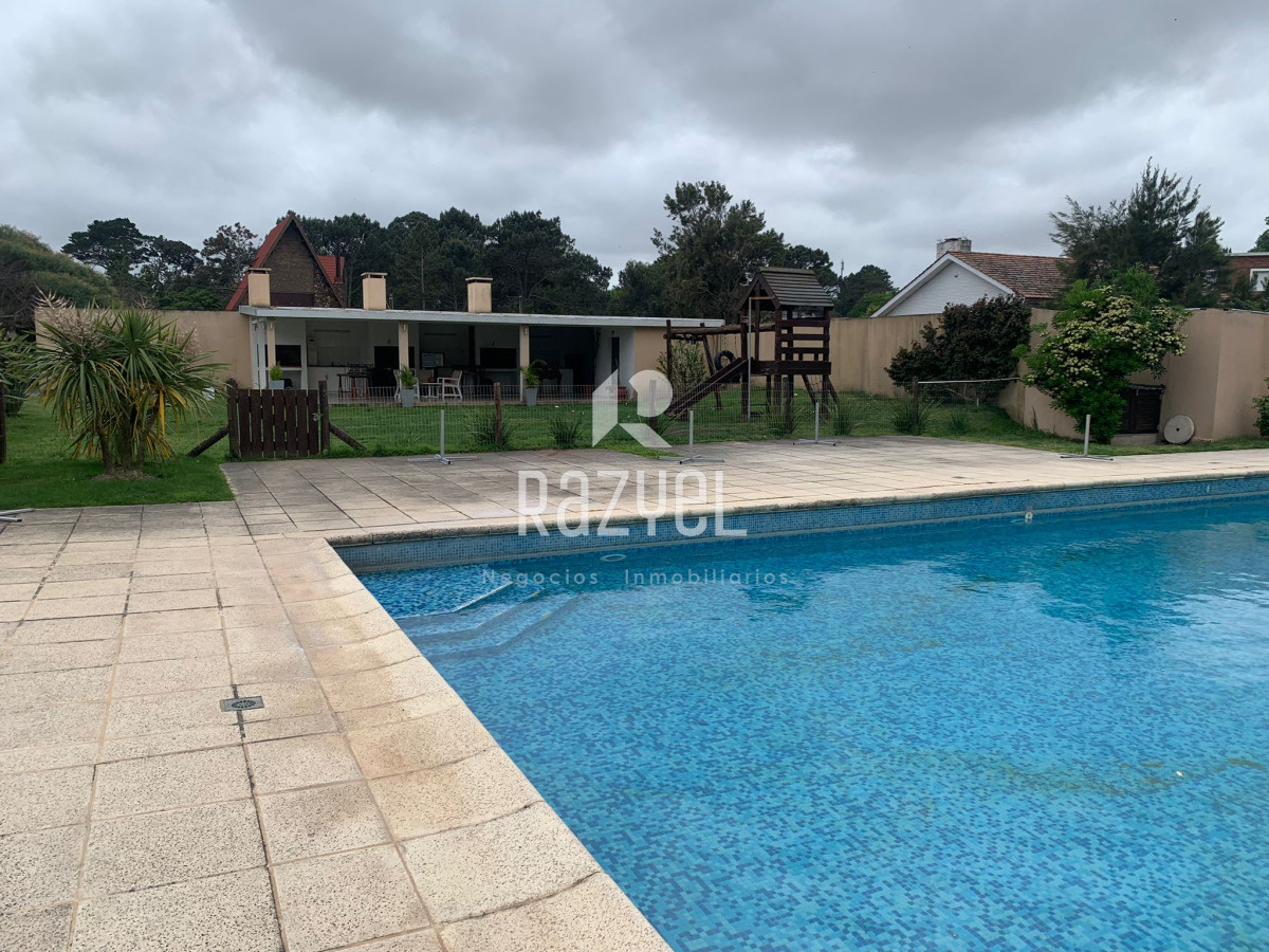 Apartamento ID.807 - Apartamento en edifico Tauro de 2 dorm 2 bañ