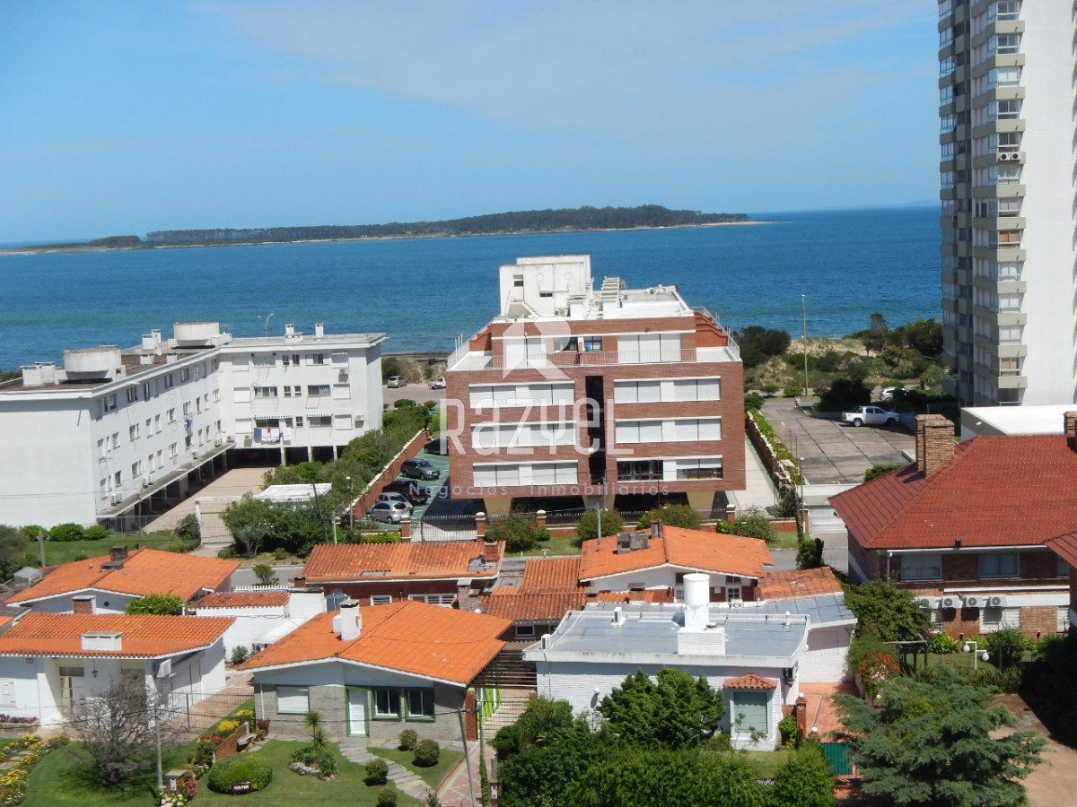 Apartamento ID.742 - Art Boulevard 3 dorm en alquiler anual y venta