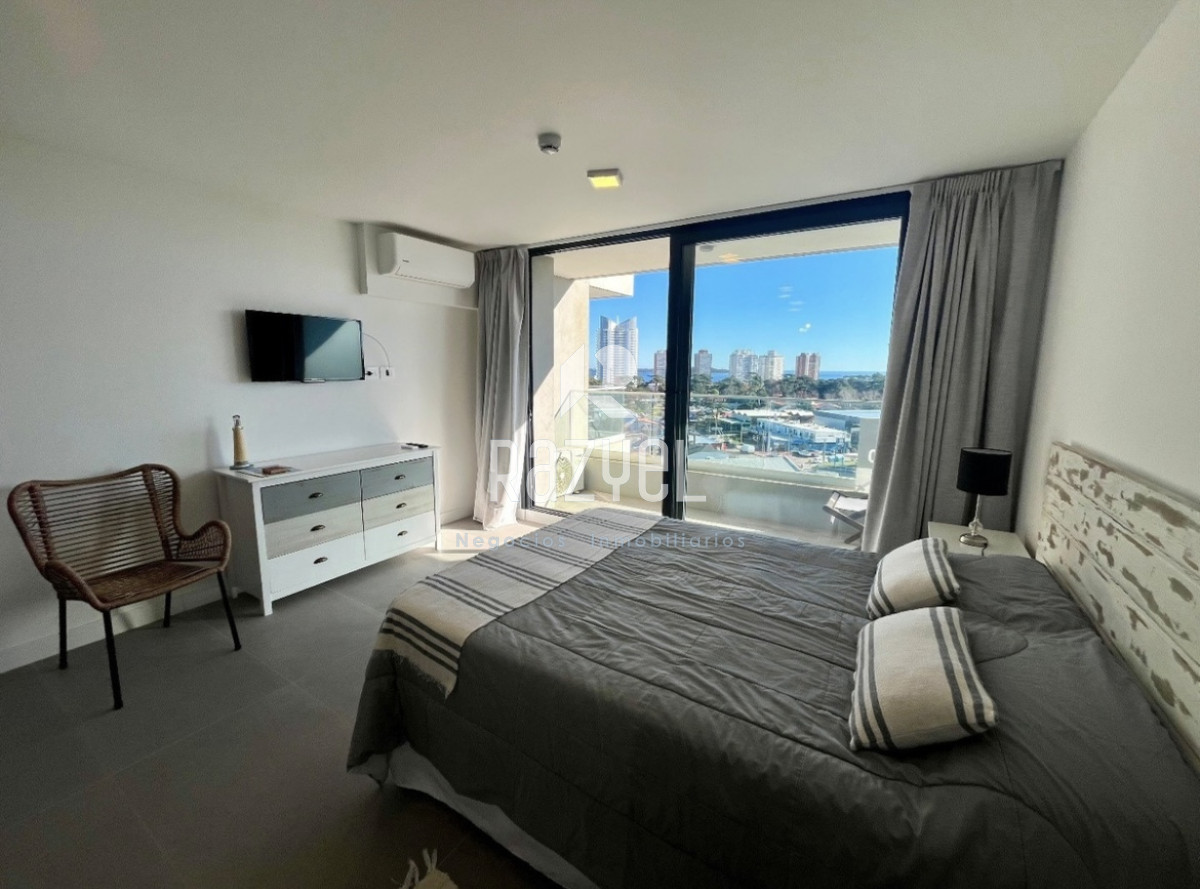 Apartamento ID.880 - Venta De Monoambiente En Edificio View Punta Del Este