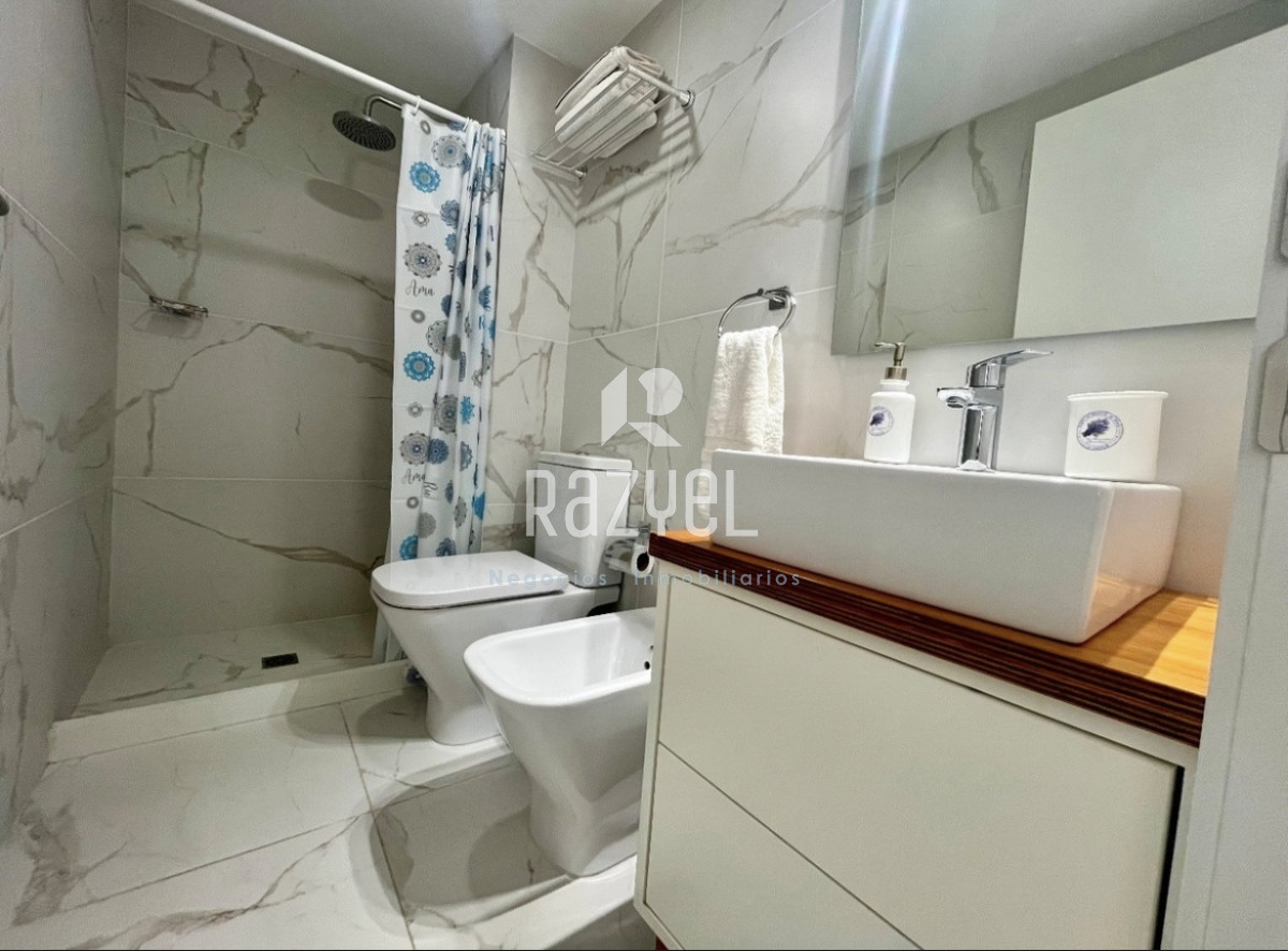 Apartamento ID.880 - Venta De Monoambiente En Edificio View Punta Del Este