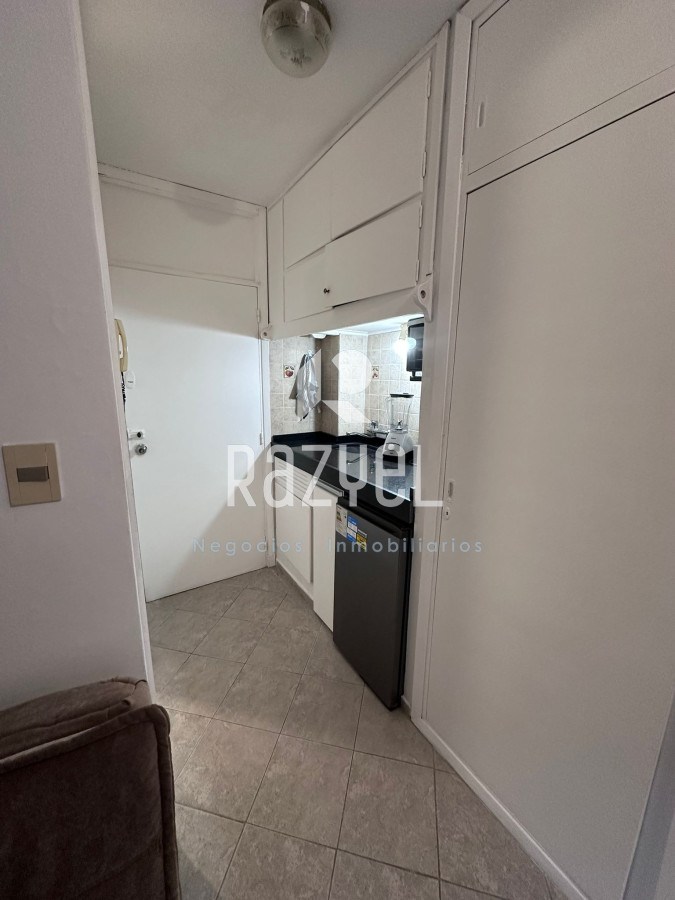 Apartamento ID.1073 - Monoambiente en venta, oportunidad para invertir o vacacionar en  Punta del Este