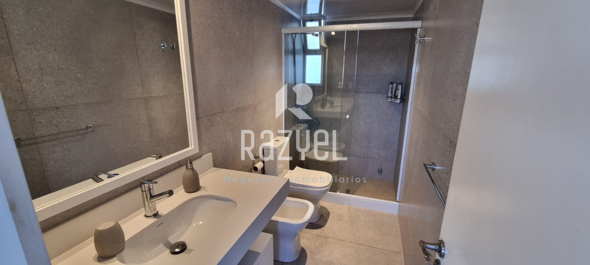 Apartamento ID.687 - Penthouse con vista al mar de 5 dorm
