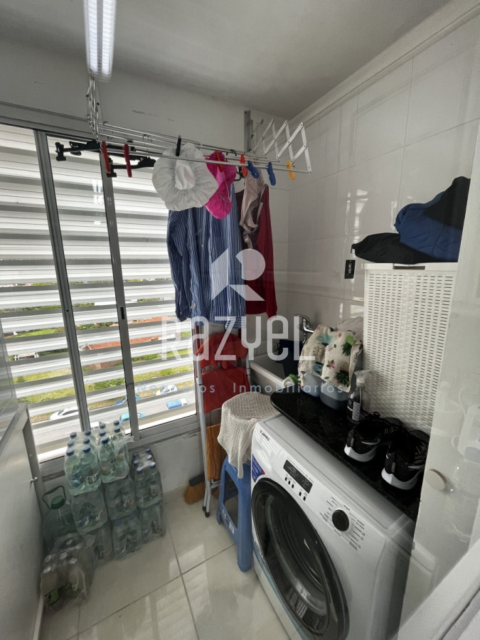 Apartamento ID.676 - Apto en Le Jarden de 3 dorm