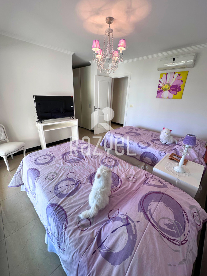 Apartamento ID.382 - Venta & Alquiler de Temporada ,primera linea playa Brava, pda 9.