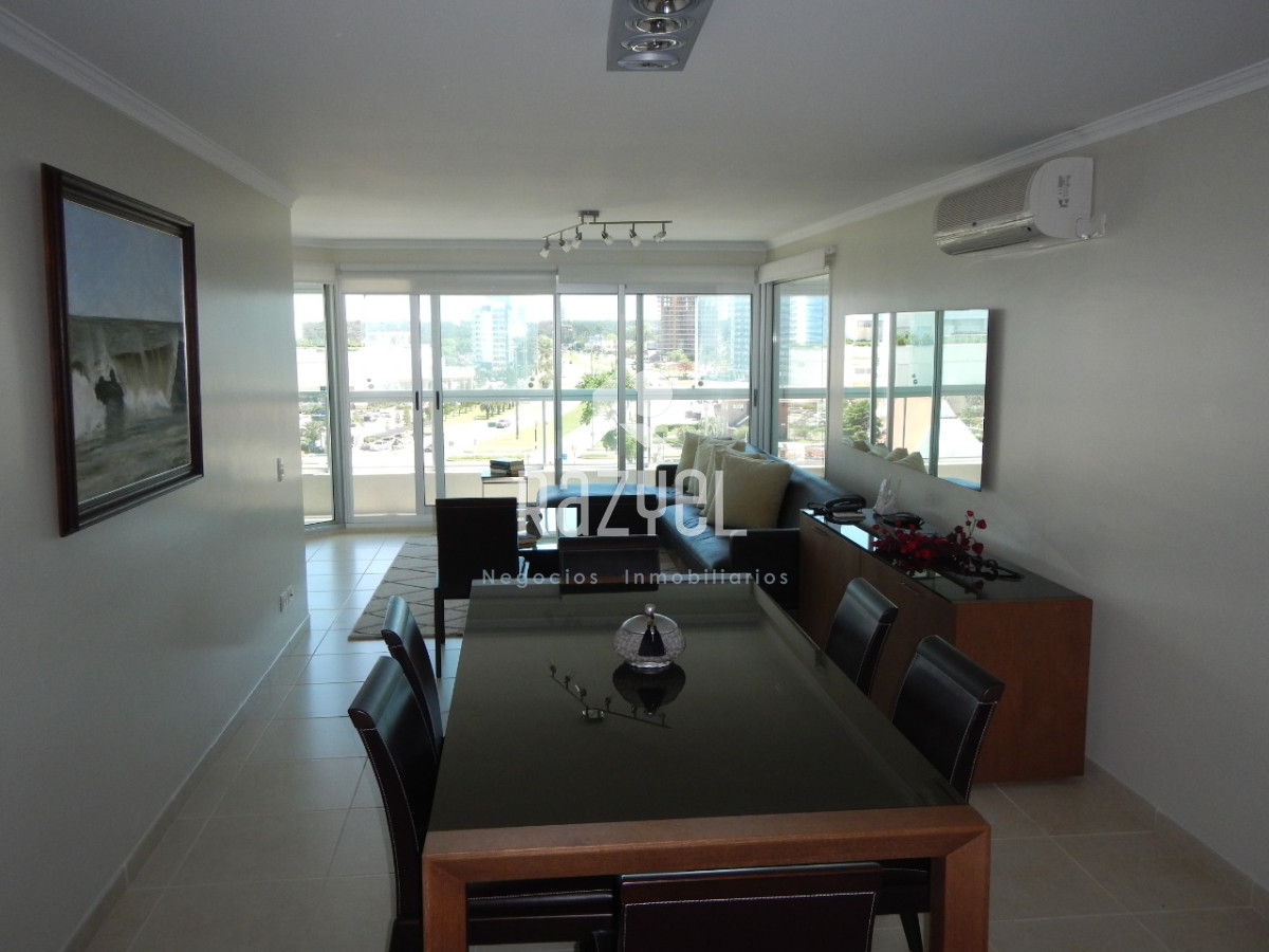 Apartamento ID.742 - Art Boulevard 3 dorm en alquiler anual y venta