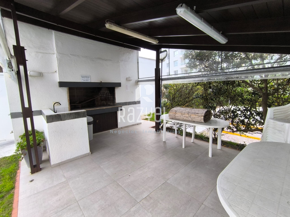 Apartamento ID.1085 - Apto de 2 dormitorios y 2 Baños.( Aidy Grill )
