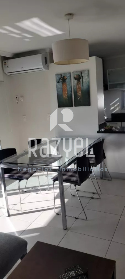 Apartamento ID.878 - Apartamento en venta Ocean Drive 1 dormitorio y medio.