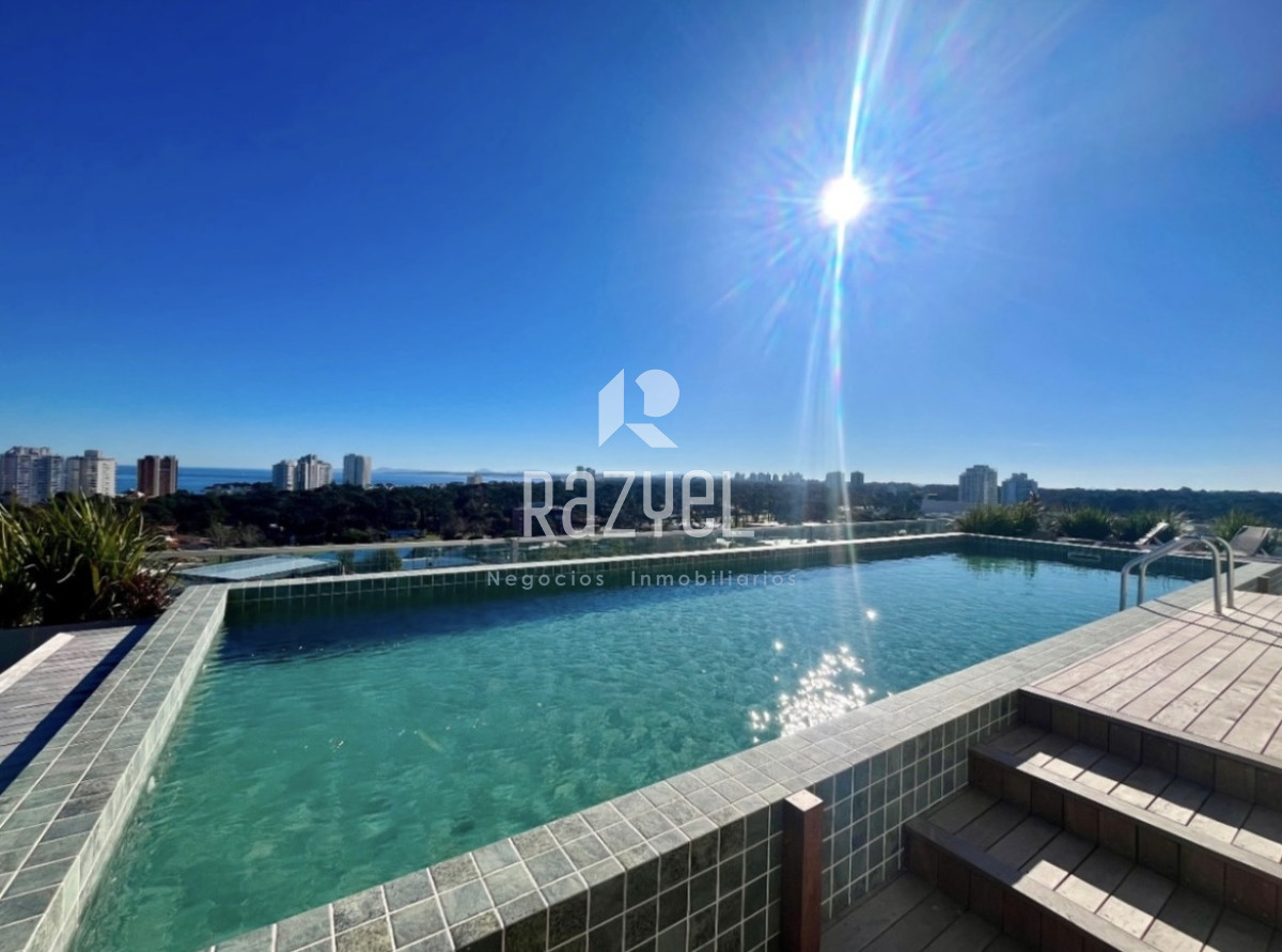 Apartamento ID.880 - Venta De Monoambiente En Edificio View Punta Del Este