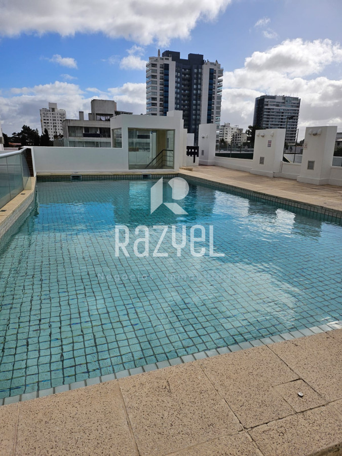 Apartamento ID.1027 - En venta apartamento 1 dorm funcional en edificio con amenities, pda 2, Punta del Este .