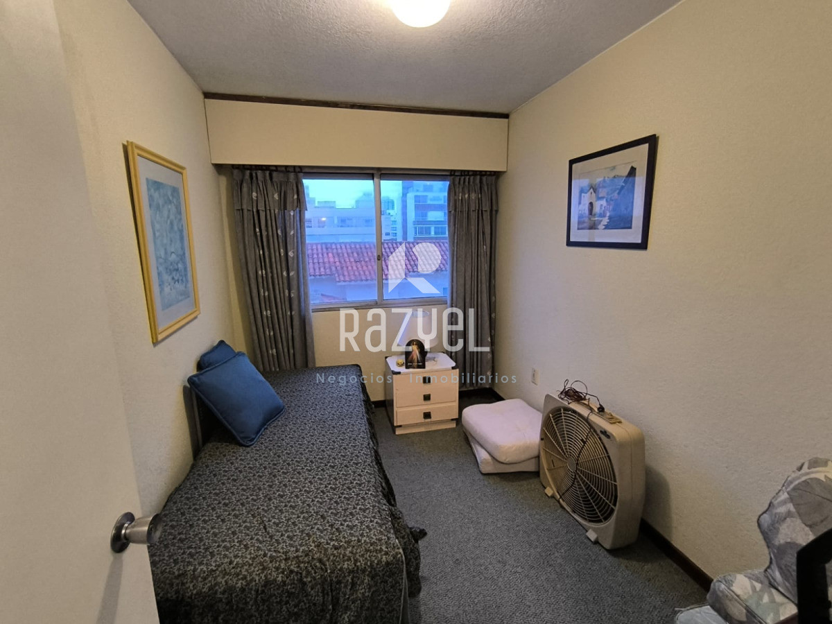 Apartamento ID.1127 - Espectacular alquiler con Vista al Mar. 3 dormitorios.