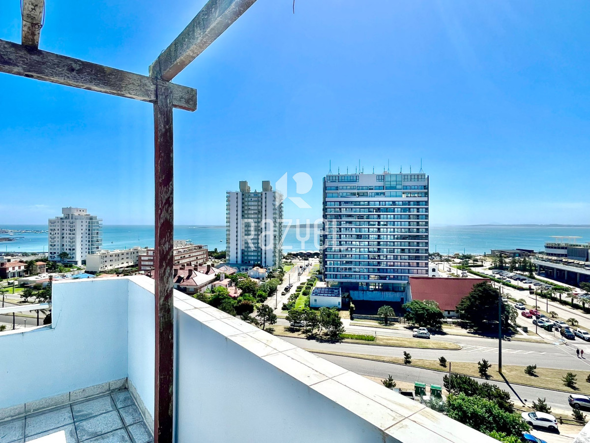 Apartamento ID.721 - Penthouse con vista al mar de 2 dorm uso de azotea exclusiva