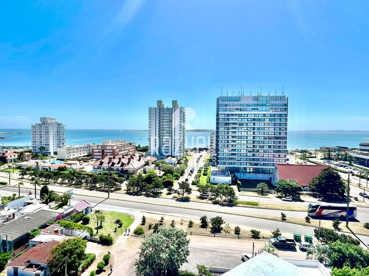 Apartamento ID.721 - Penthouse con vista al mar de 2 dorm uso de azotea exclusiva