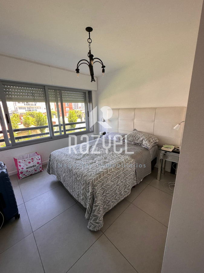Apartamento ID.433 - Apartamento de 2 dormitorios en alquiler anual