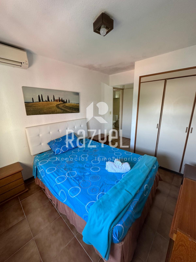 Apartamento ID.972 - Alquiler anual apartamento de 2 dormitorios y 2 baños, Maldonado. 