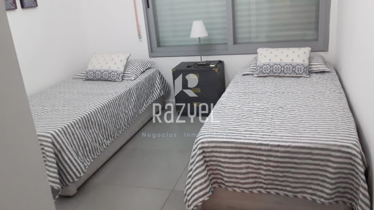 Apartamento ID.433 - Apartamento de 2 dormitorios en alquiler anual